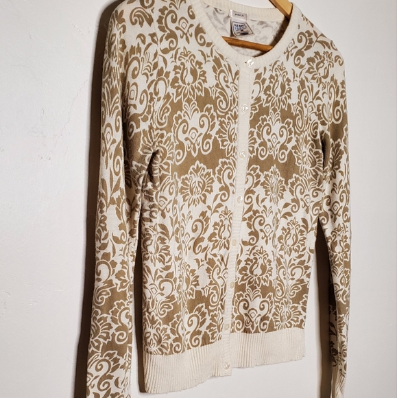 Cream and White Floral Flourish Patterned Long Sleeve Cardigan - Picture 3 of 10